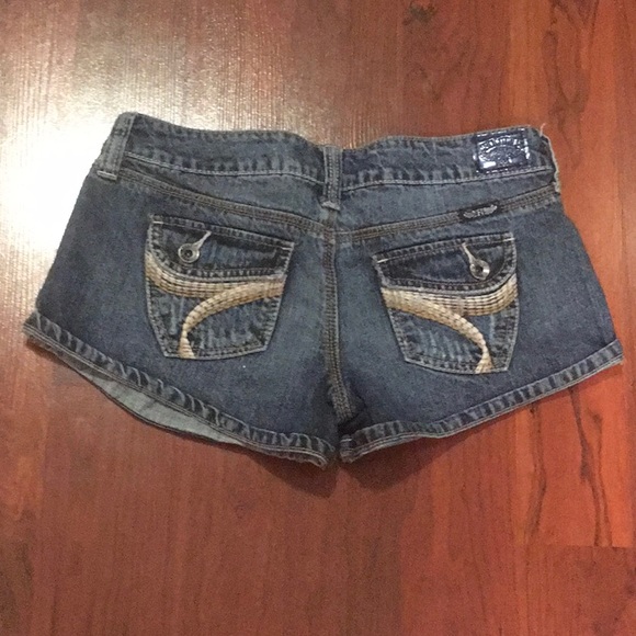 Hint Lightly Distressed Jean Shorts - Picture 3 of 10